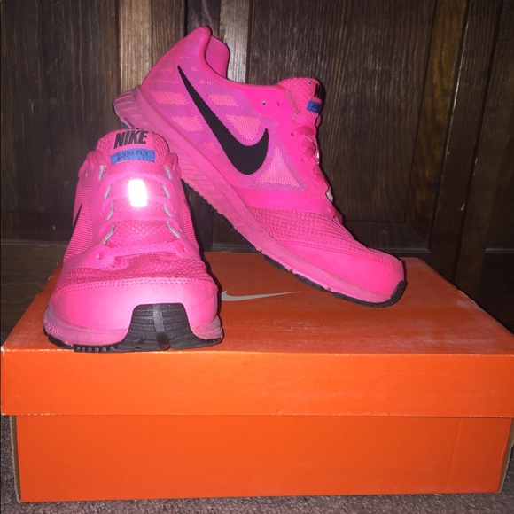 Nike Shoes - Nike women’s Zoom fly sneakers